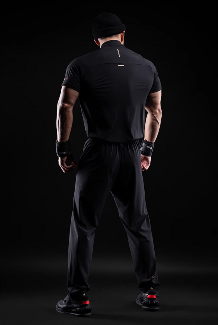 ブラック&ゴールド ストレートトレーニングパンツ