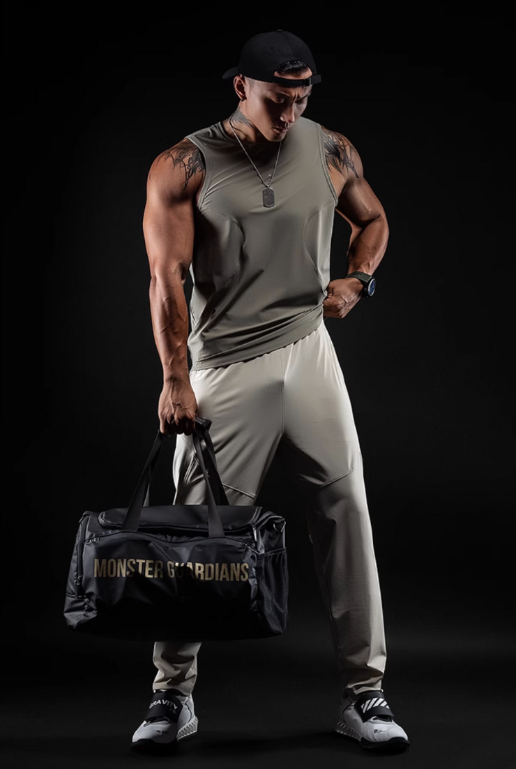 グラビティフレックスパンツ