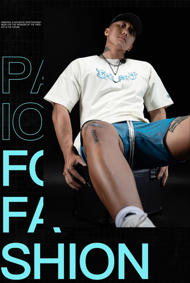 アーバンフリーフロー グラフィックTシャツ