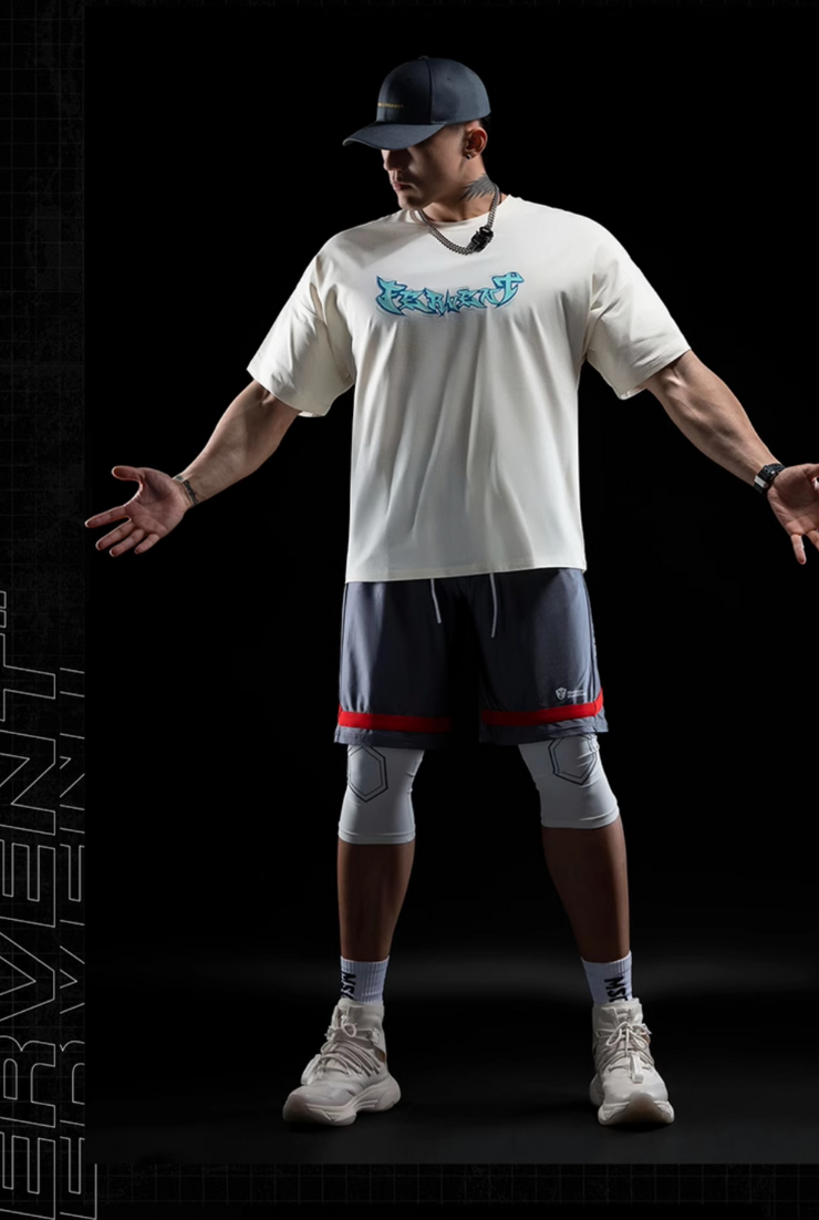 アーバンフリーフロー グラフィックTシャツ