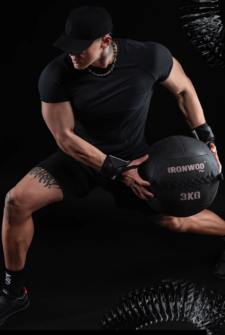 スケイルアーマー テックTシャツ