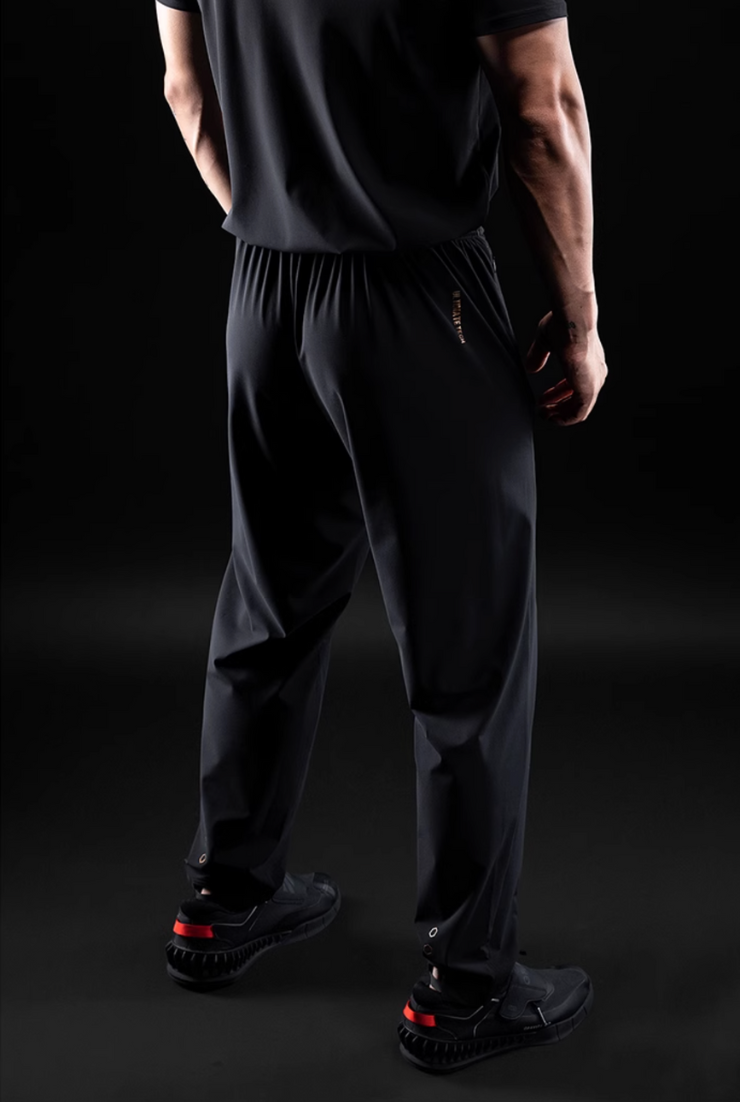 ブラック&ゴールド ストレートトレーニングパンツ