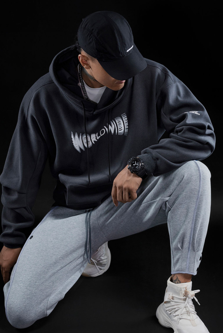 Two-tone fleece pants.WARRIOR