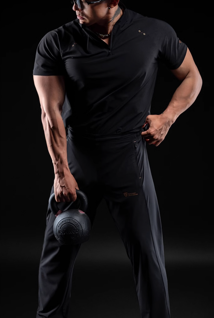 ブラック&ゴールド ストレートトレーニングパンツ