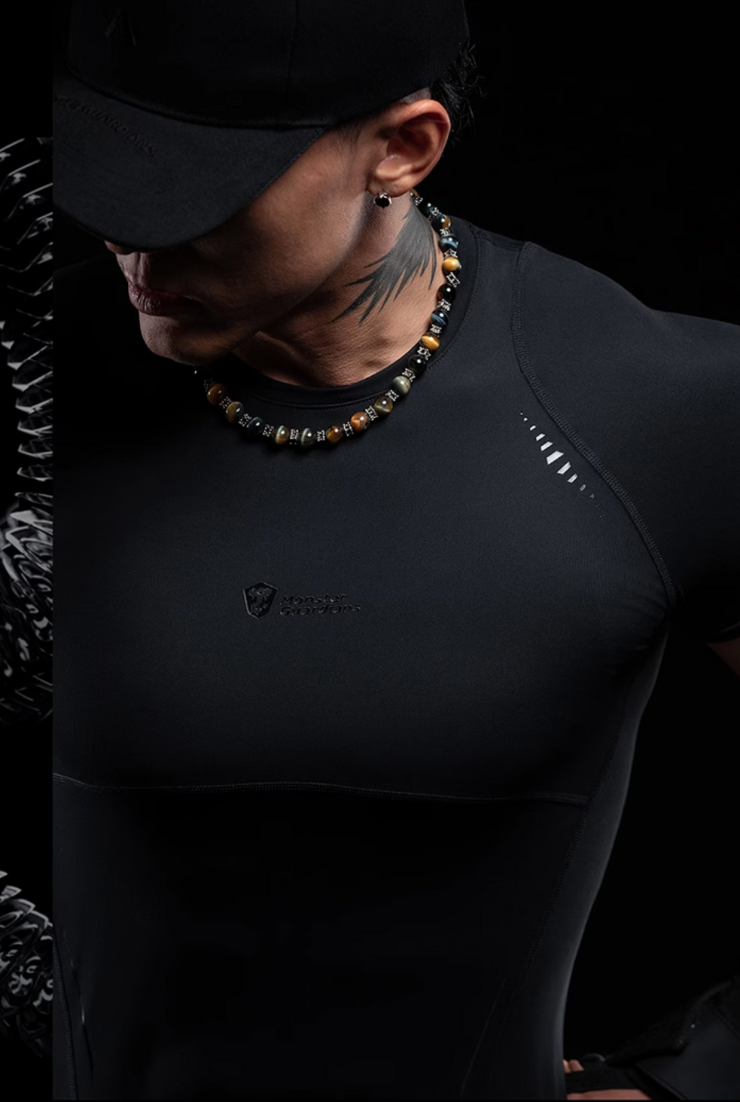 スケイルアーマー テックTシャツ