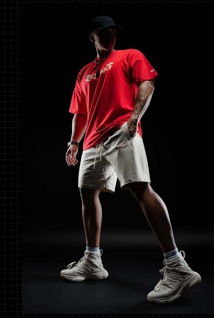 アーバンフリーフロー グラフィックTシャツ