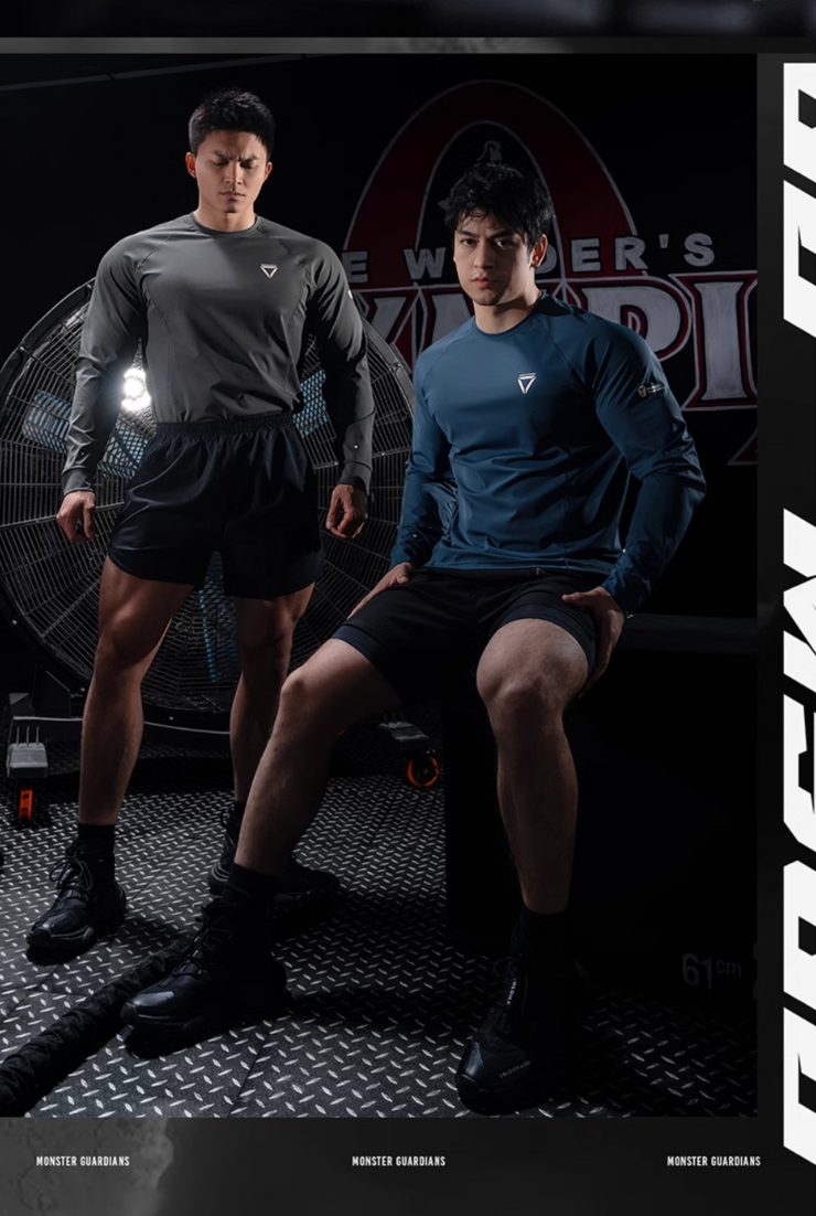 クールタッチトレーニングロングスリーブ