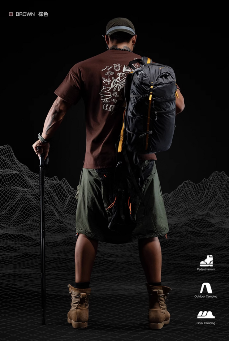 アウトドアグラフィックTシャツ