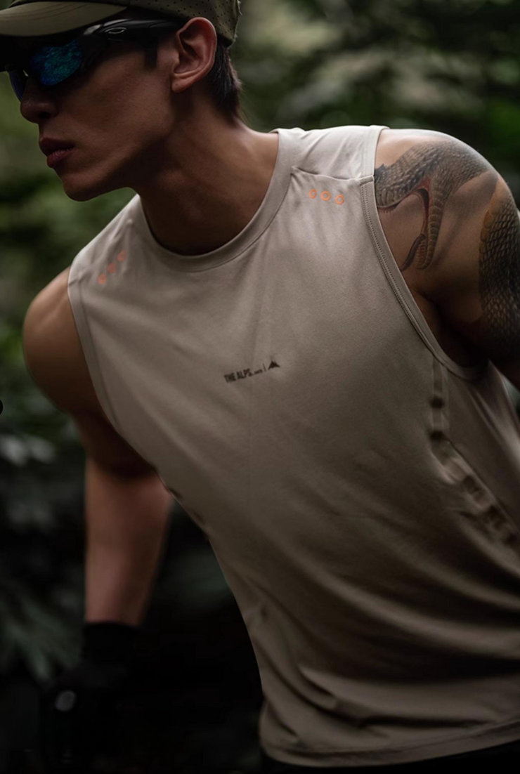 EcoDry ShieldVest - Antibacterial and quick-drying outdoor sports vest