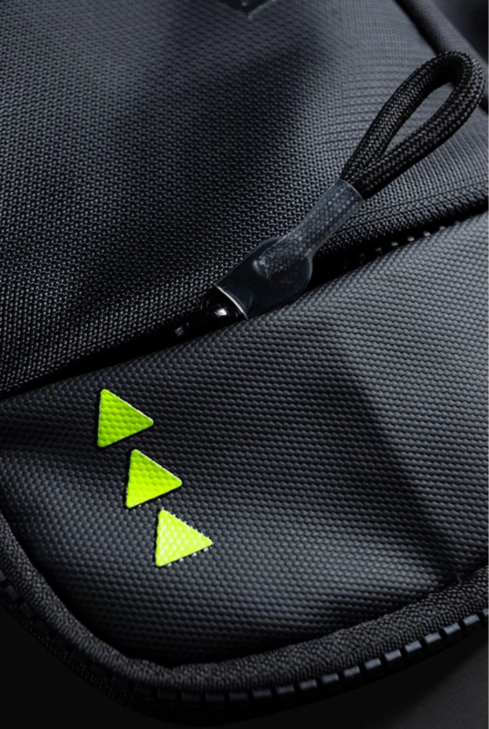 fitness crossbody back