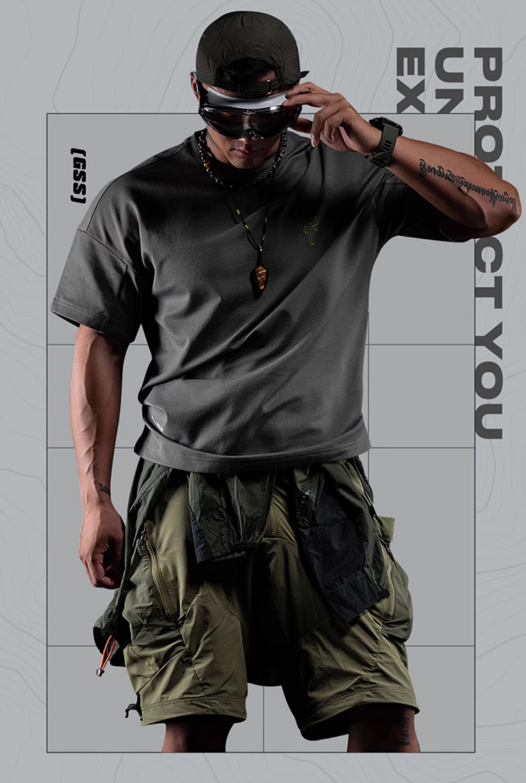 アウトドアグラフィックTシャツ