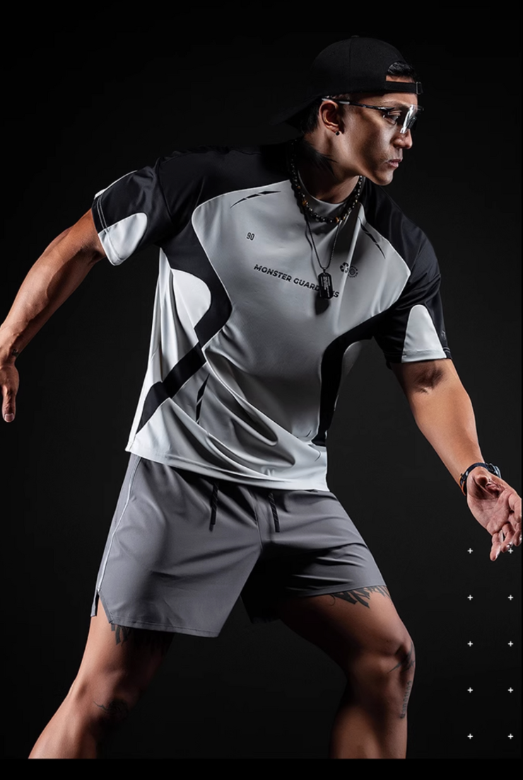 クールテックスポーツTシャツ