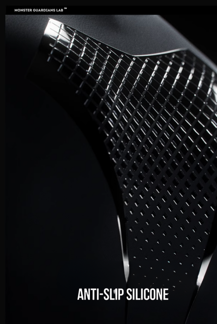 スケイルアーマー テックTシャツ