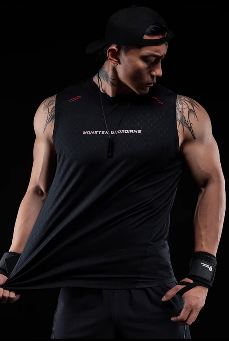 ワイドショルダー パンチングタンクトップ