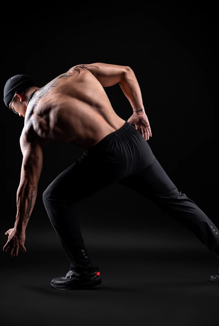 ブラック&ゴールド ストレートトレーニングパンツ