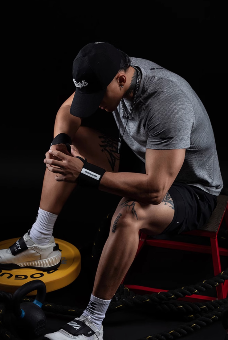 エアメッシュスリムフィットTシャツ