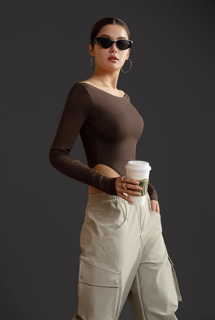 ハイスリット バックレス ロングスリーブボディスーツ