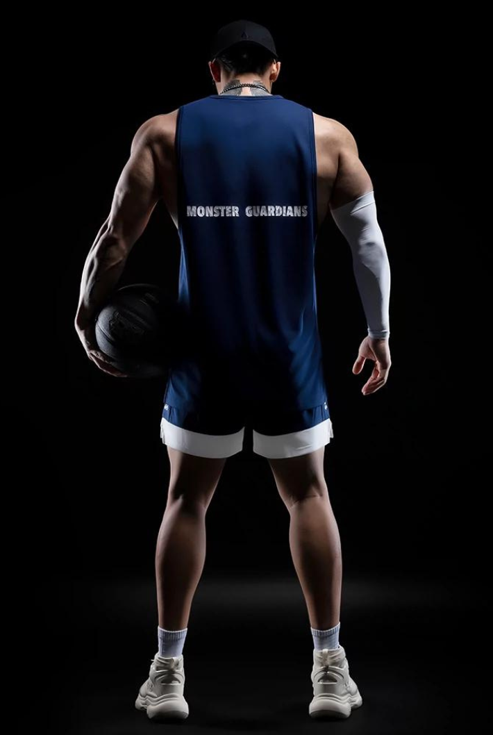 fitness tank top