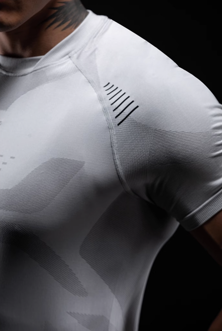 アルティメットテックライトウェイトスポーツTシャツ