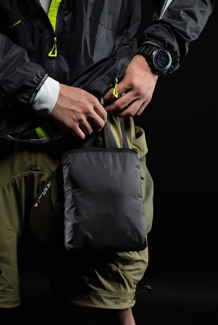 Water-repellent outdoor backpack