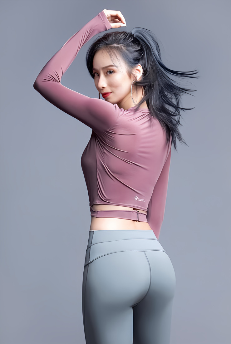 Breeze Cut Active Long Sleeve