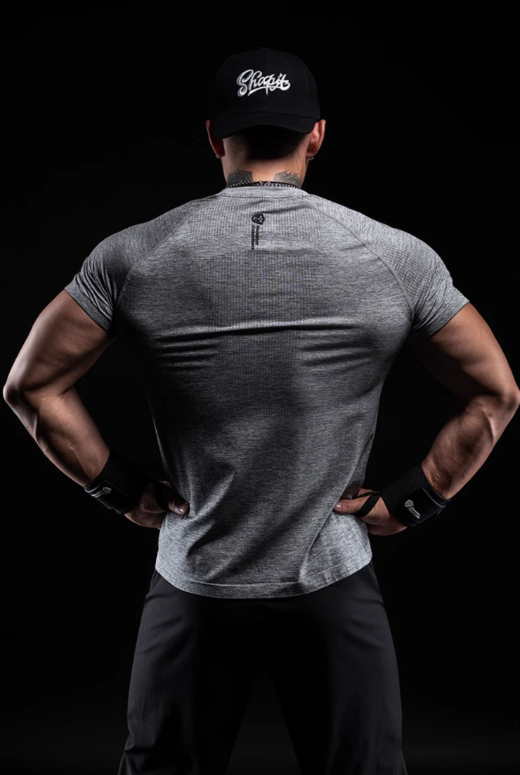 エアメッシュスリムフィットTシャツ