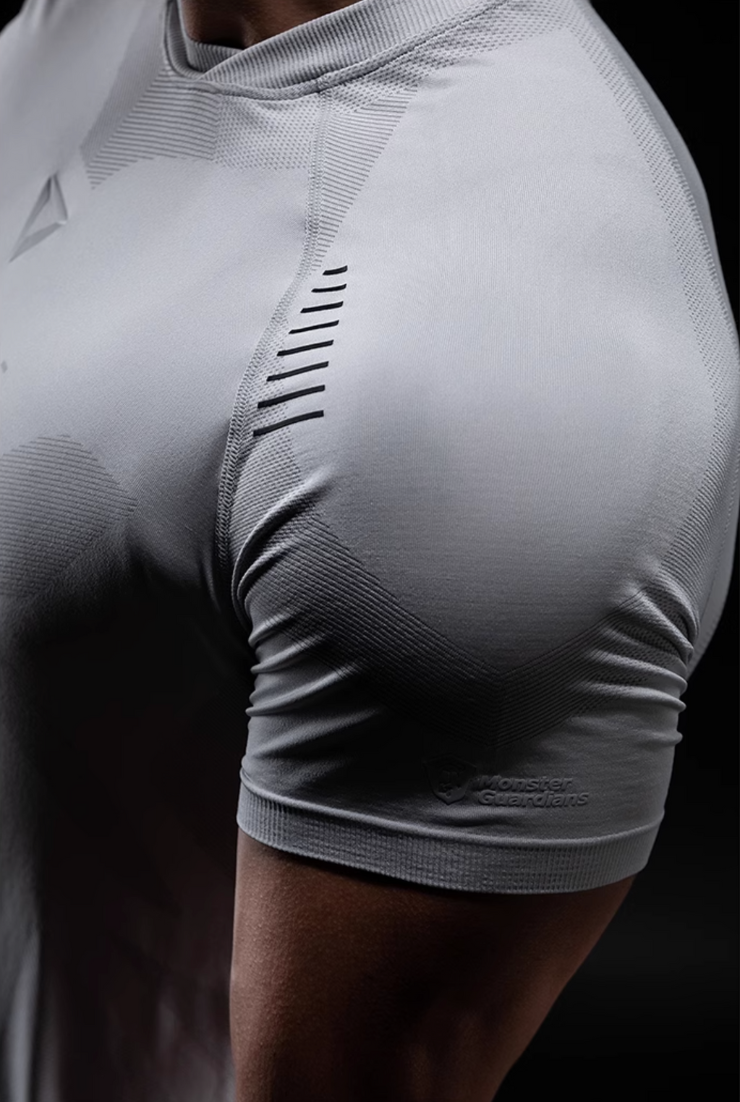 アルティメットテックライトウェイトスポーツTシャツ