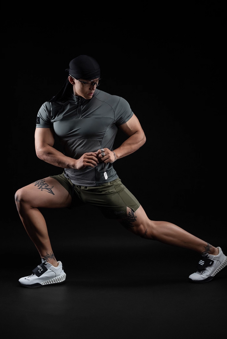 クールブリードトレーニングジップTシャツ