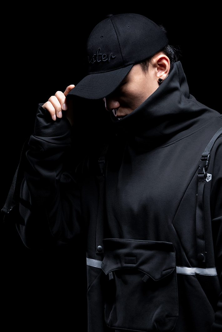 buckle high neck pullover