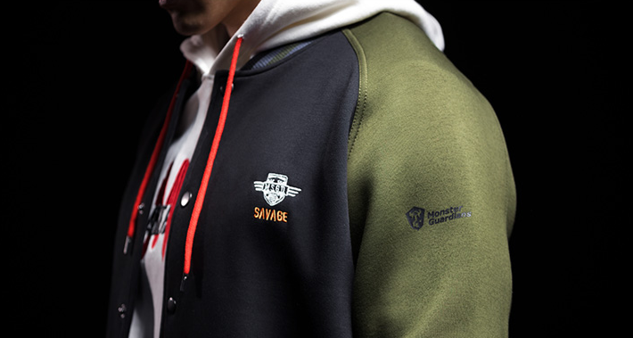 sporty bicolor jacket