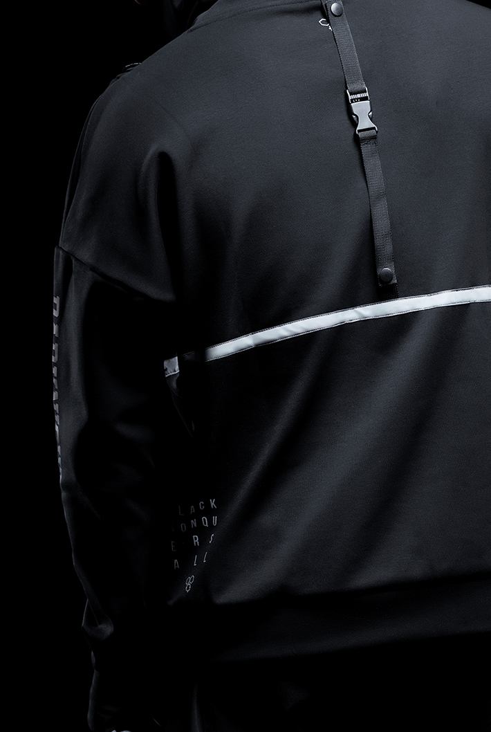 buckle high neck pullover