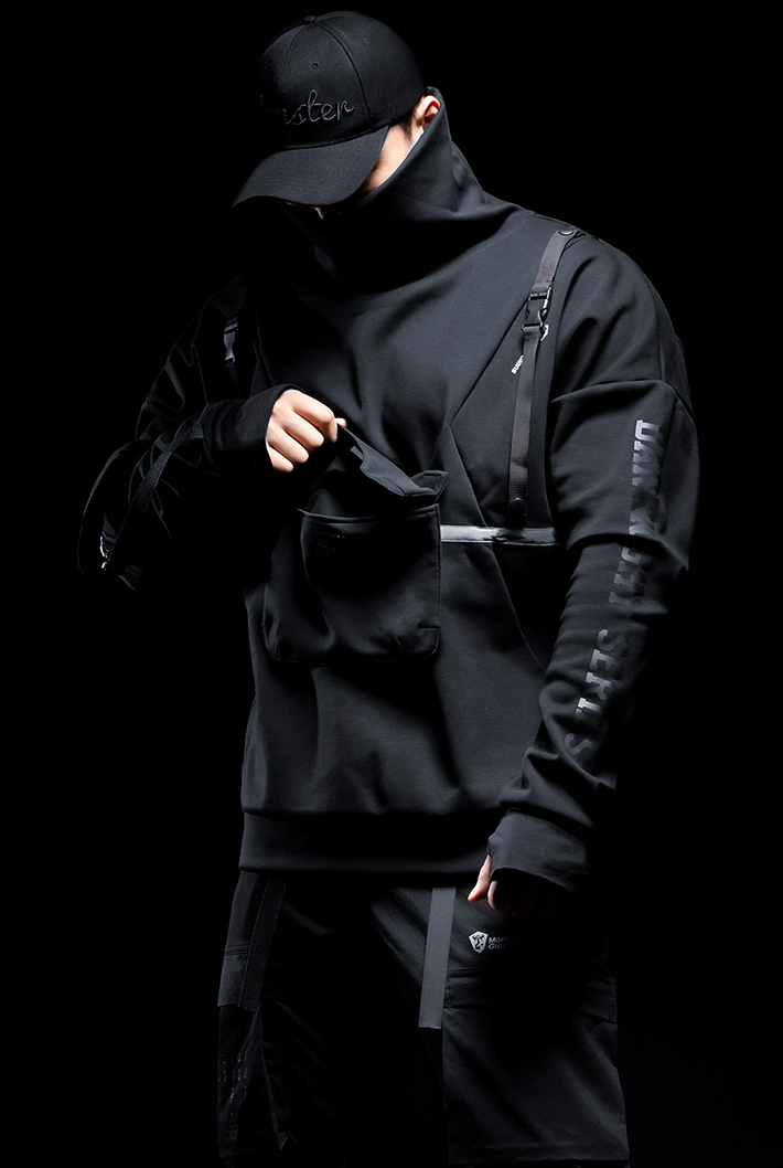 buckle high neck pullover