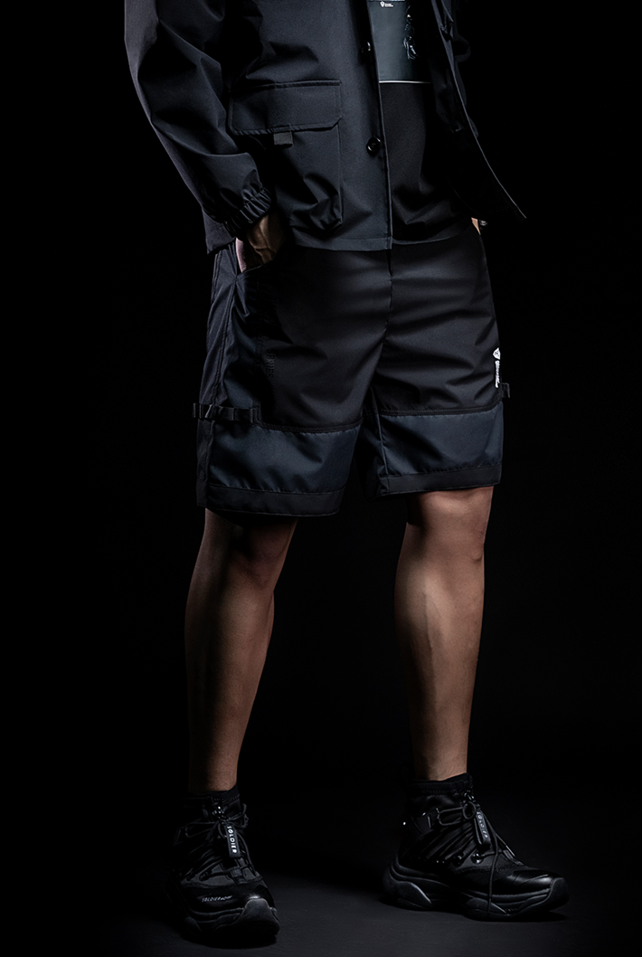 buckle touring shorts