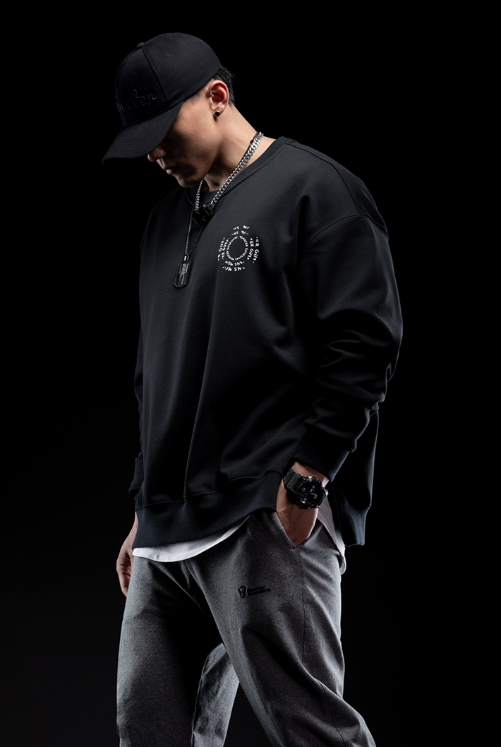round neck sports sweater