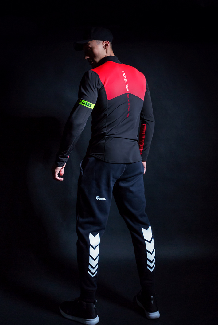 velvet running zip wear