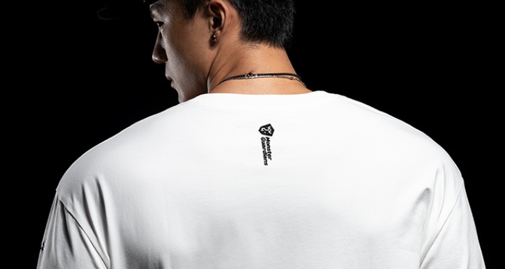 Side logo long sleeve T-shirt