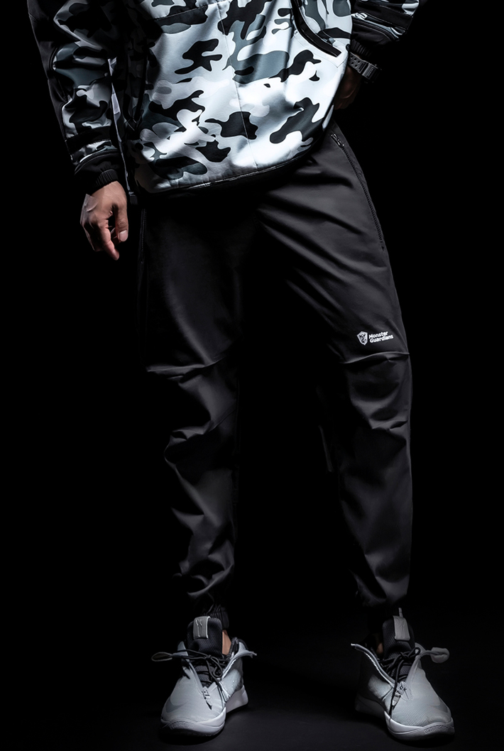 camouflage logo pants