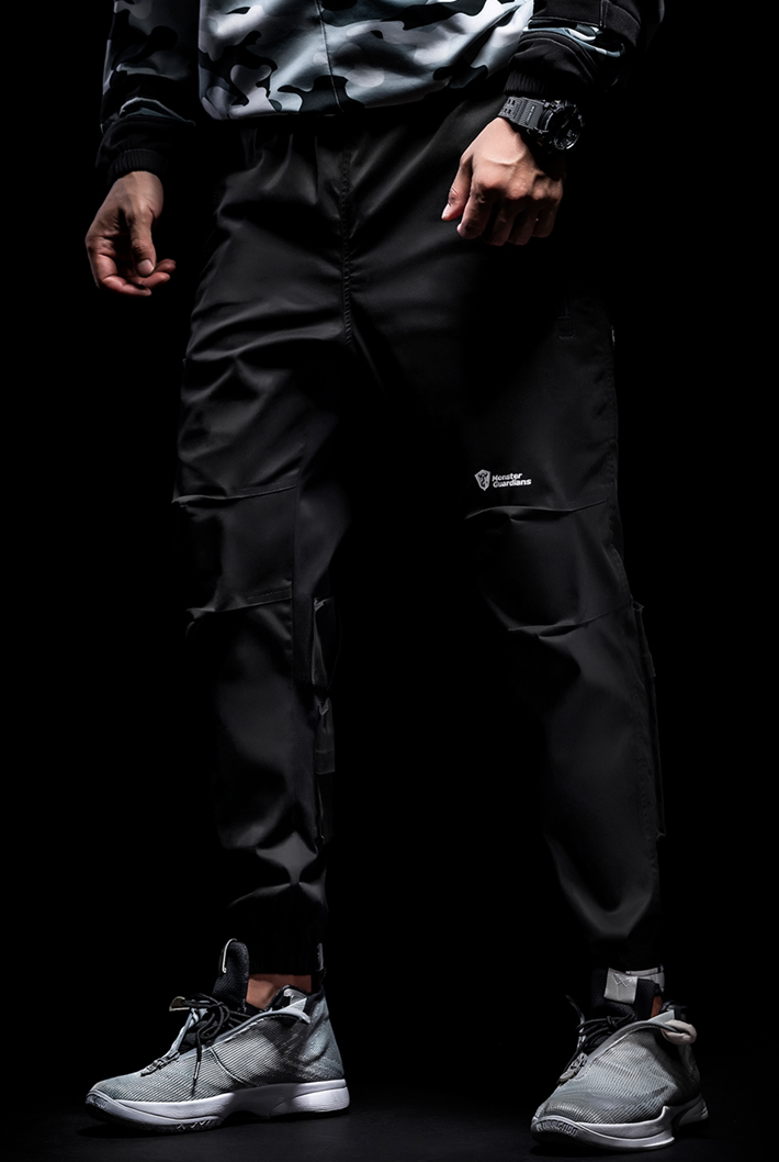camouflage logo pants