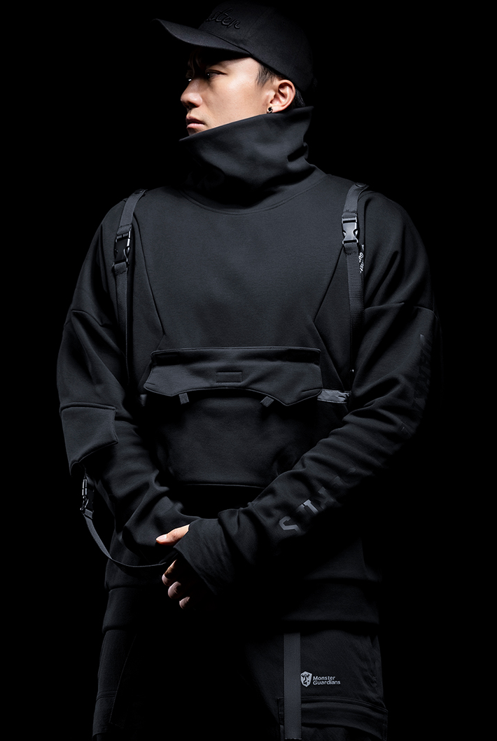buckle high neck pullover