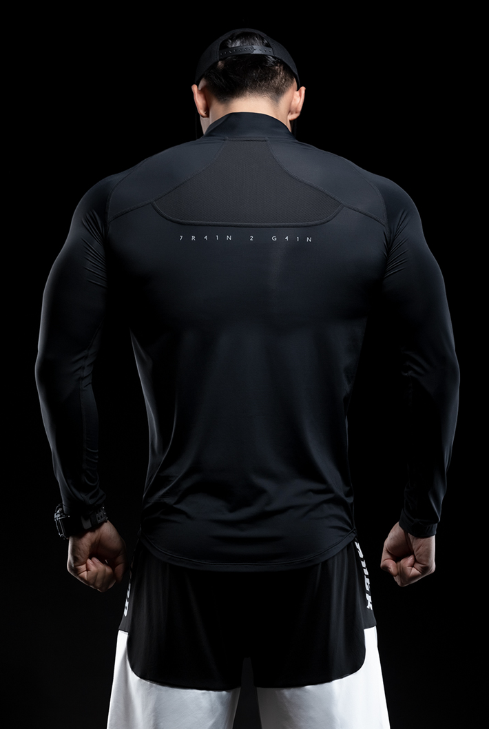 軽量ハイストレッチトレーニングウェア