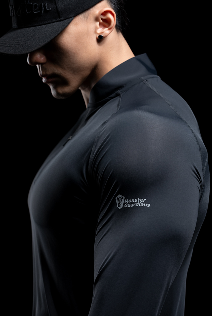 軽量ハイストレッチトレーニングウェア