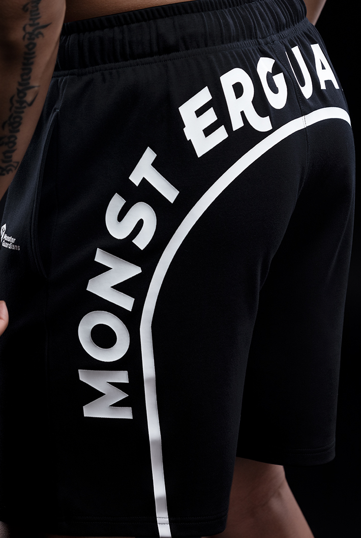 pack logo shorts