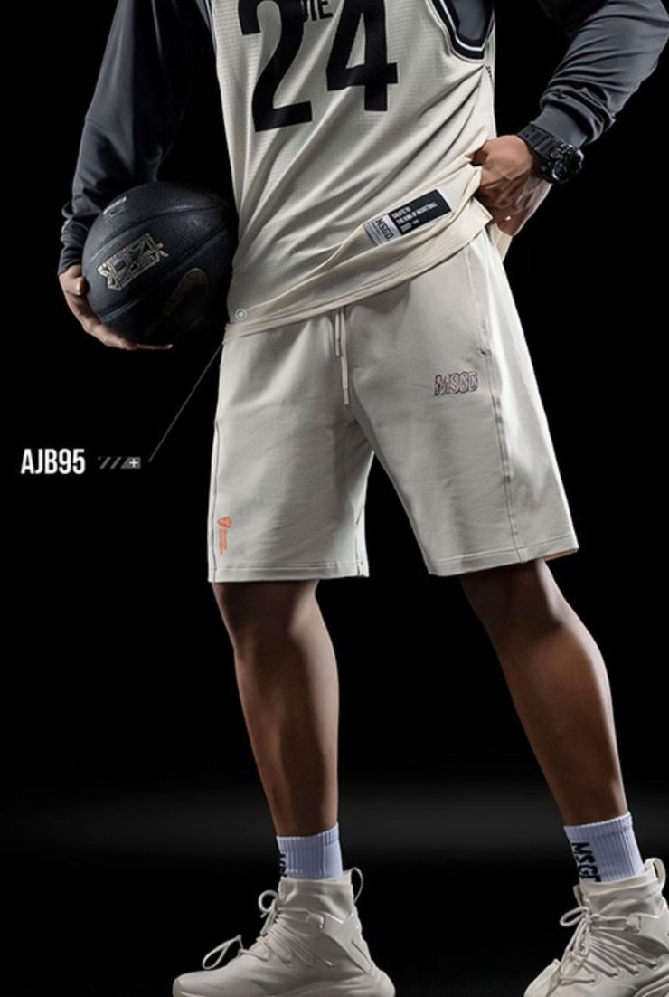 Sports shorts, MOTIVATED TANK