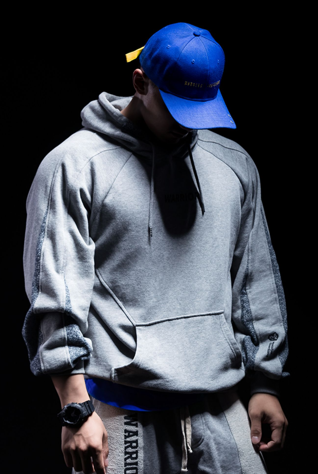 loose casual hoodie