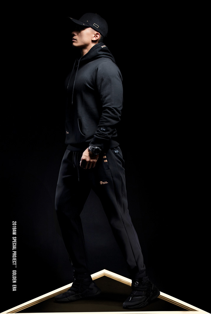black gold fitness pants