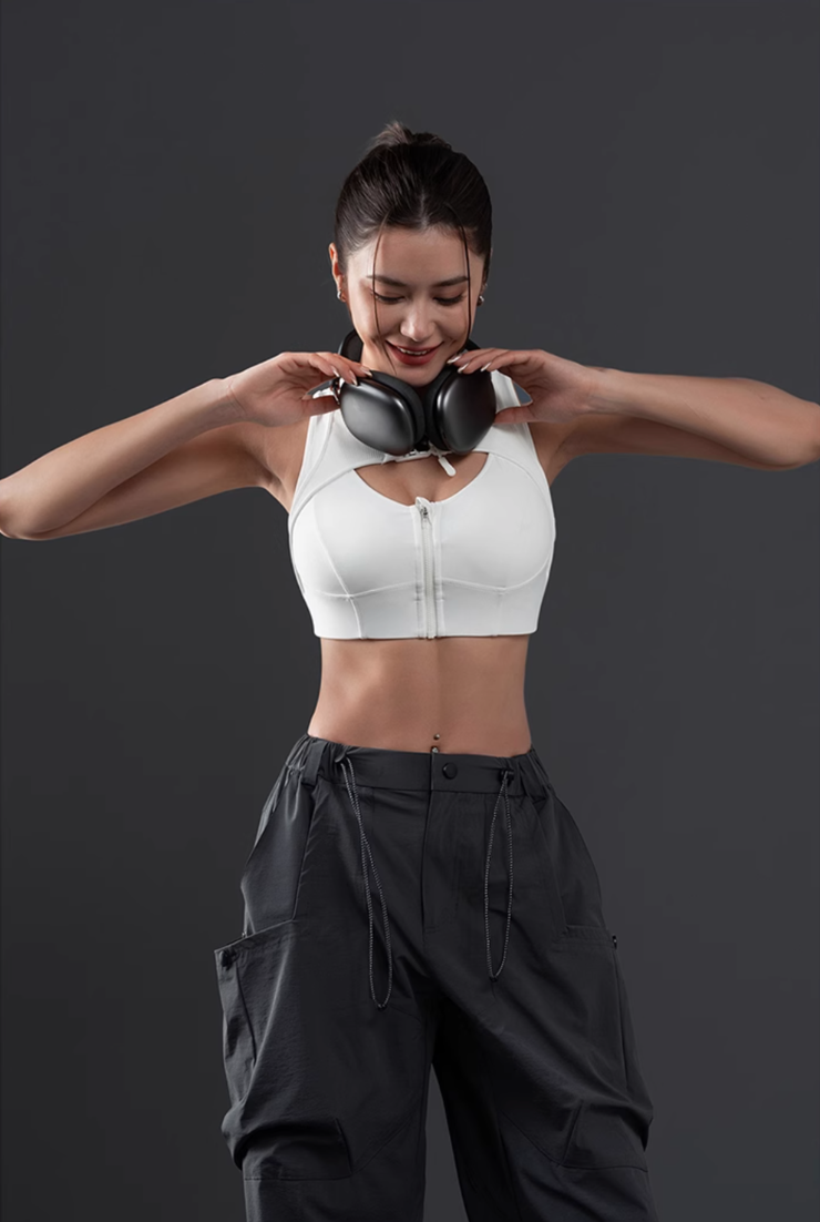 Cool Breeze Front Zip Sports Bra