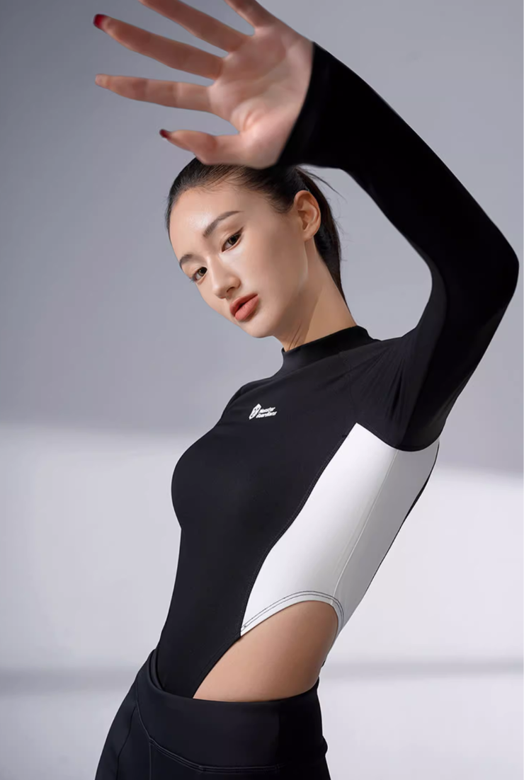 Highly elastic slim fit long sleeve yoga bodysuit