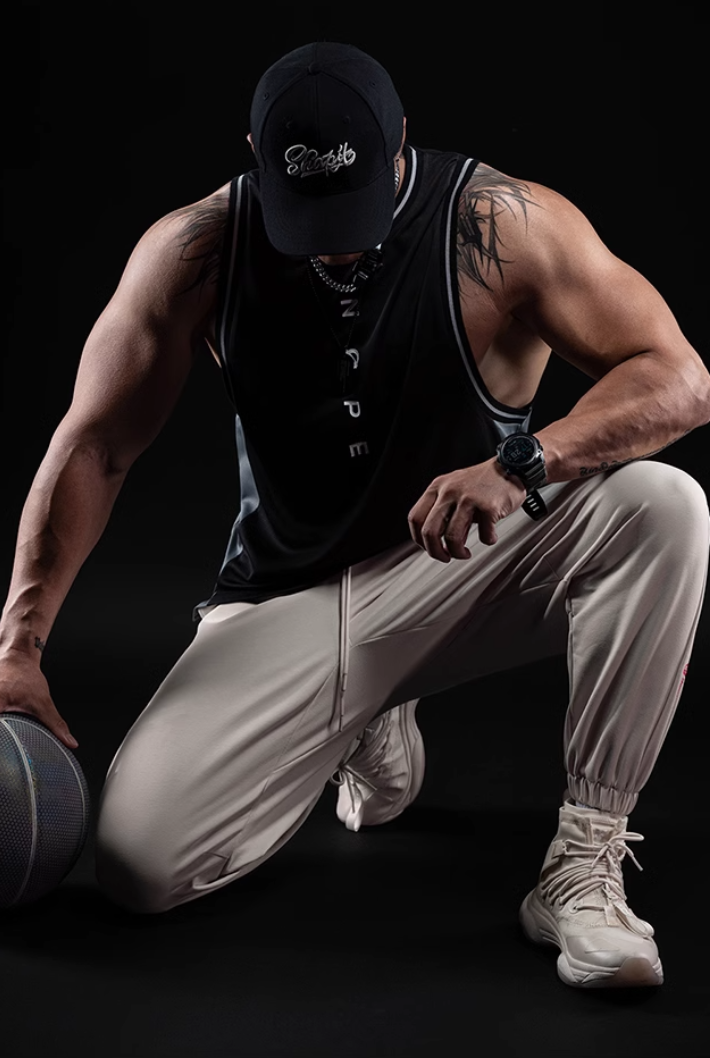 Breathable mesh athletic tank top